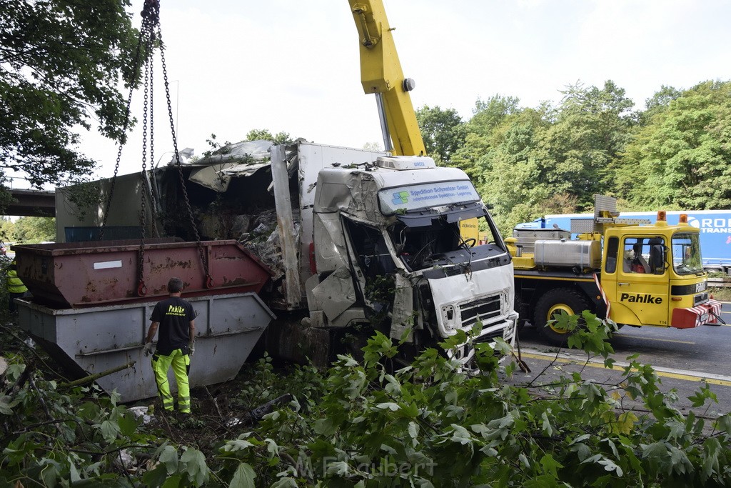 Schwerer VU A 3 Rich Oberhausen Hoehe AK Leverkusen P695.JPG - Miklos Laubert